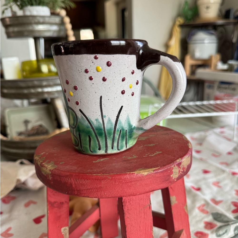 Whimsical Green and Black Frog Mug from Mazatlan‎ - Picture 4 of 7